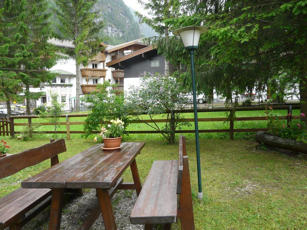 Appartamento Niki Campitello Кампителло-ди-Фасса Экстерьер фото