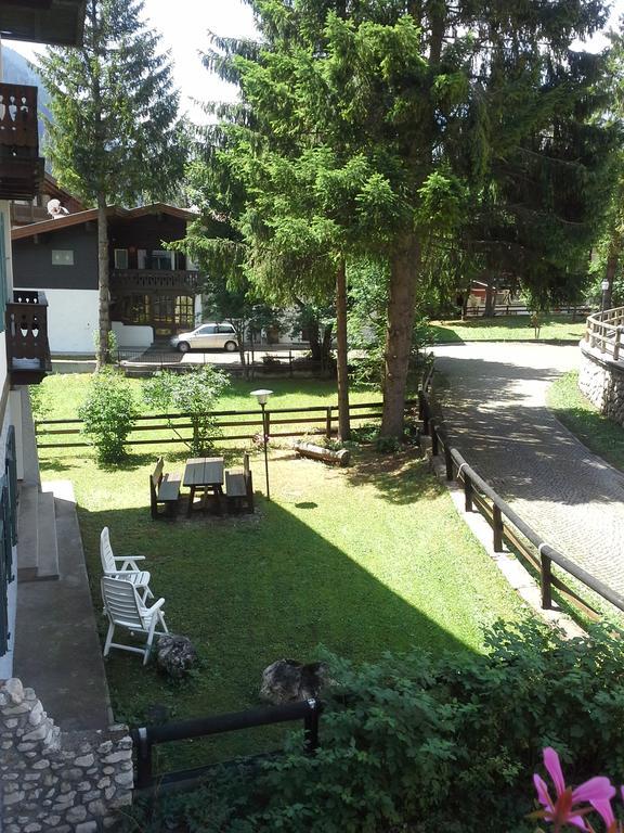 Appartamento Niki Campitello Кампителло-ди-Фасса Экстерьер фото